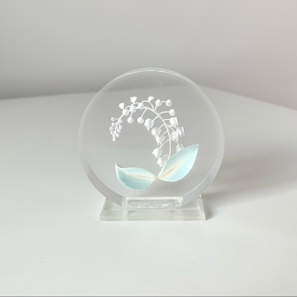 Vintage lucite floral